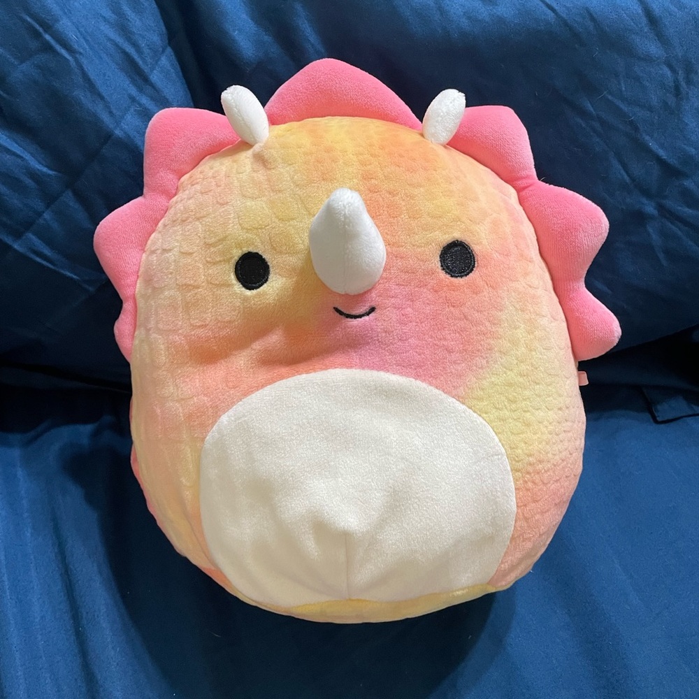 SQUISHMALLOW: Trinity Triceratops 8”